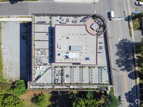 205 Lakeshore Rd, Oakville, ON - aerial  map view