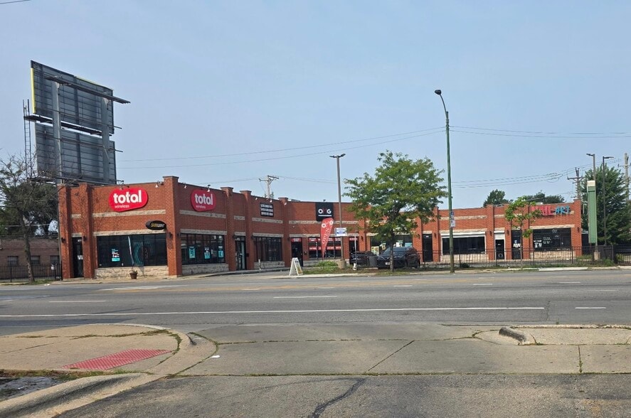 79th & Western, Chicago, IL for lease - Building Photo - Image 1 of 4