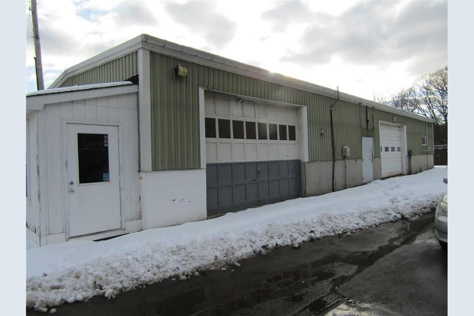 10 Lambert Ave, Cumberland, RI for sale Primary Photo- Image 1 of 1