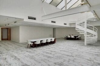 6 Bis Rue Emile Allez, Paris for sale Interior Photo- Image 1 of 5