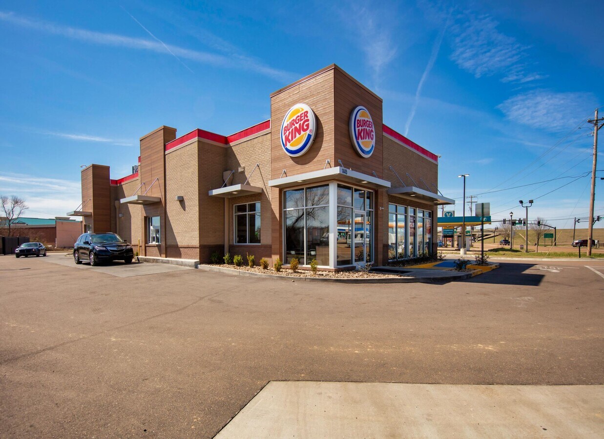 1445 W Peace St, Canton, MS 39046