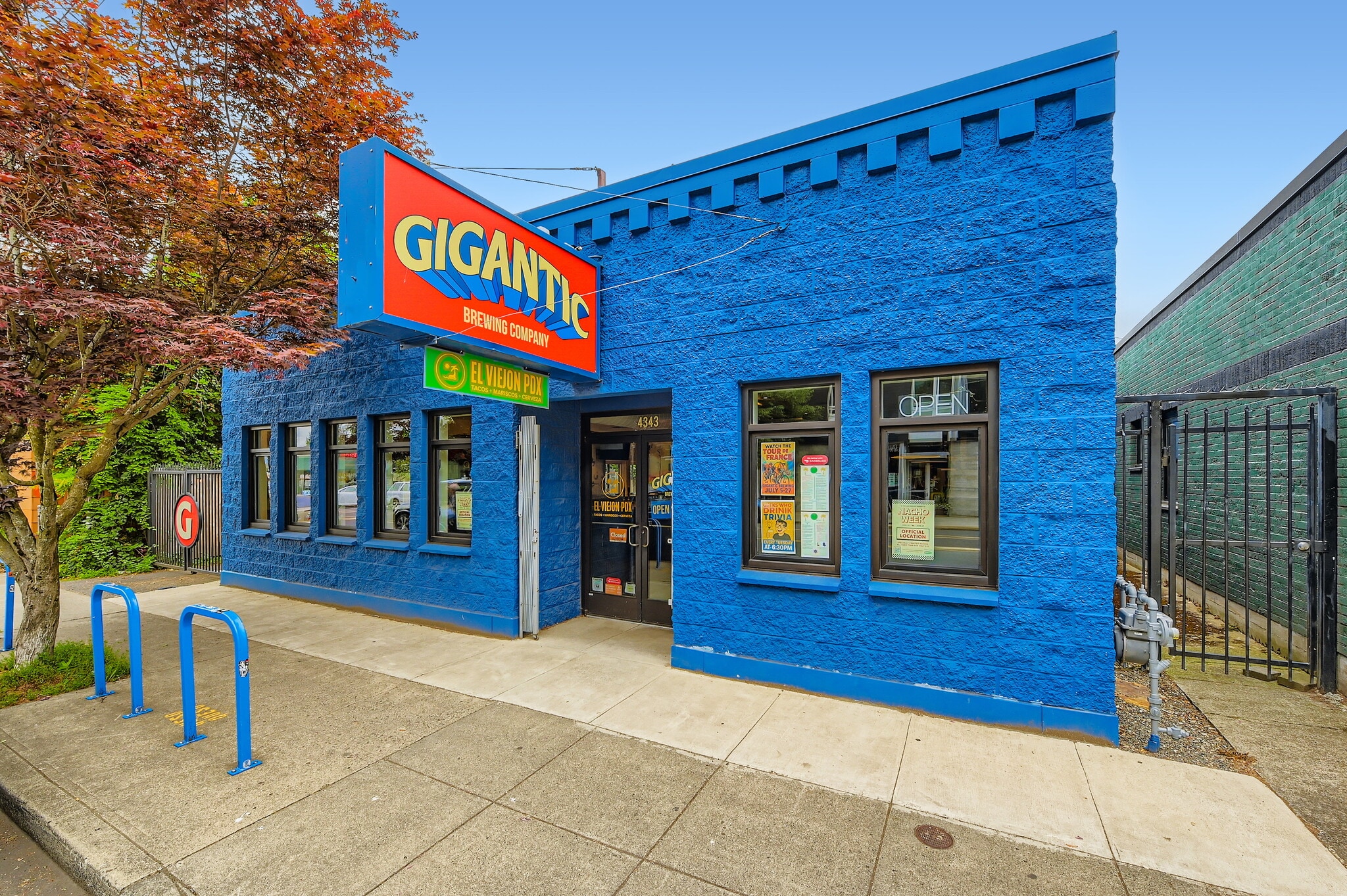 4343 SE Hawthorne Blvd, Portland, OR for sale Building Photo- Image 1 of 30