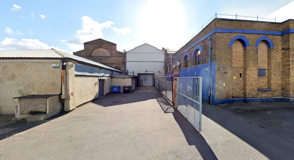 Woolwich Church St, London for sale - Building Photo - Image 1 of 1