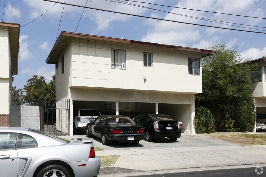 20617 Hartland St, Winnetka, CA for sale - Building Photo - Image 3 of 4