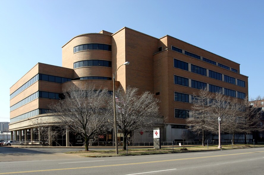 4050 Lindell Blvd, Saint Louis, MO for sale - Building Photo - Image 2 of 11
