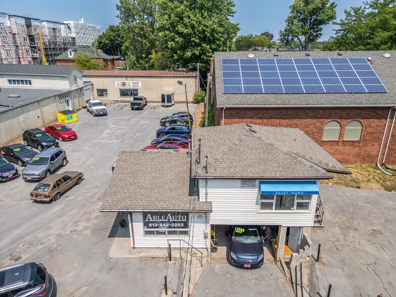 647 Princess St, Kingston, ON for sale - Primary Photo - Image 1 of 2