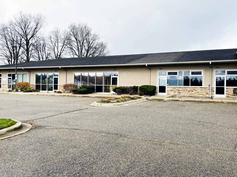 24466 Red Arrow Highway, Mattawan, MI for lease - Building Photo - Image 3 of 4