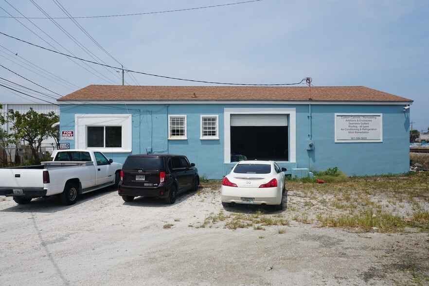 1110 2nd Ave S, Lake Worth, FL for lease - Primary Photo - Image 1 of 43