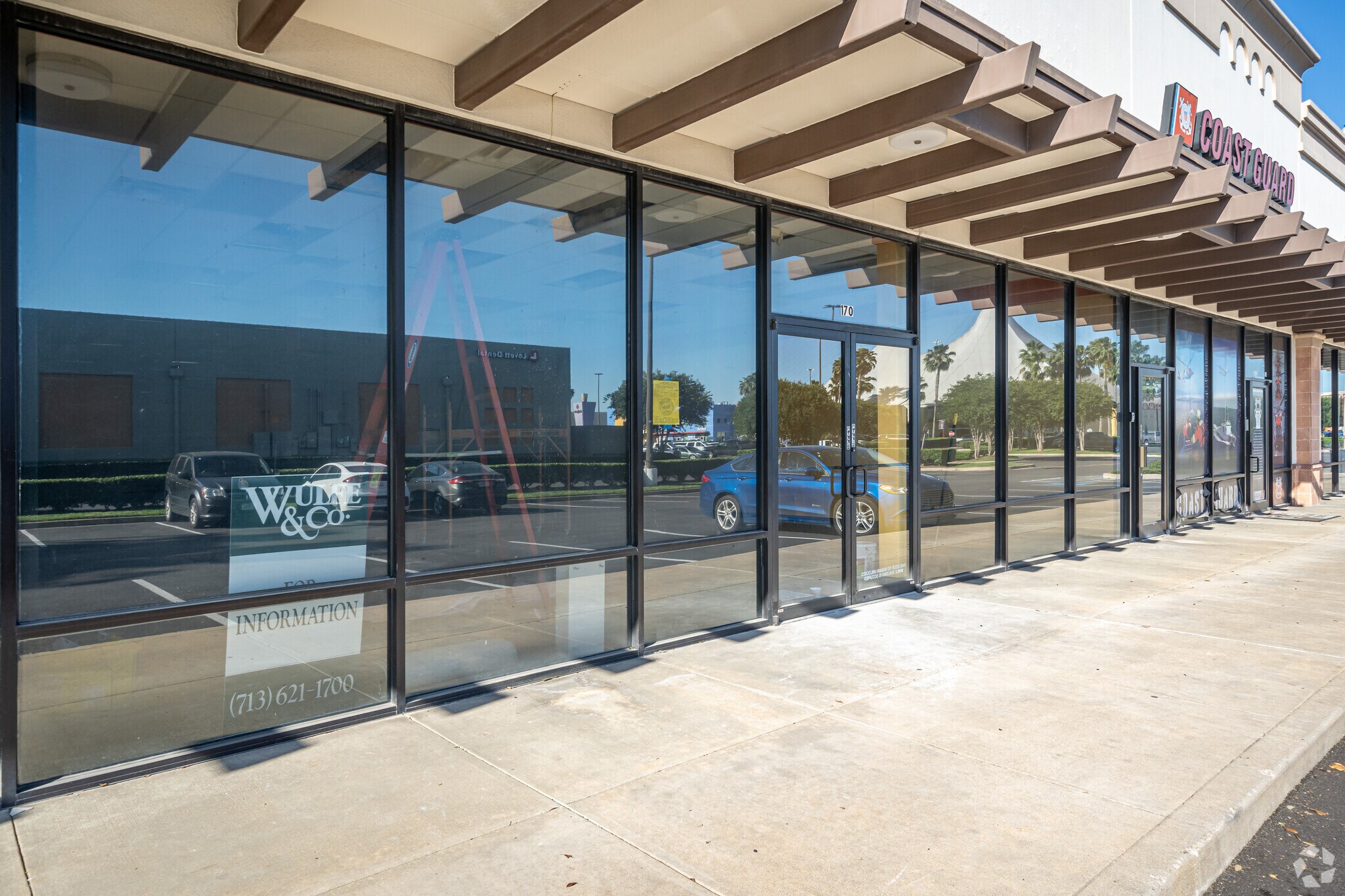 45 S Loop 610, Houston, TX 77087 Gulfgate Center