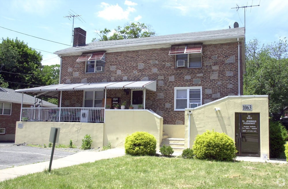 1063 Palisade Ave, Fort Lee, NJ for sale Primary Photo- Image 1 of 18