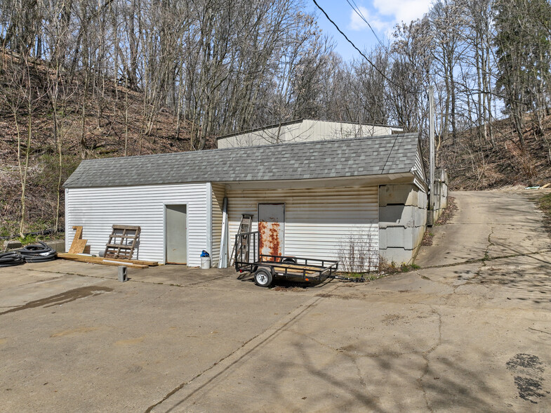 560 W Pike St, Canonsburg, PA for sale - Building Photo - Image 3 of 24