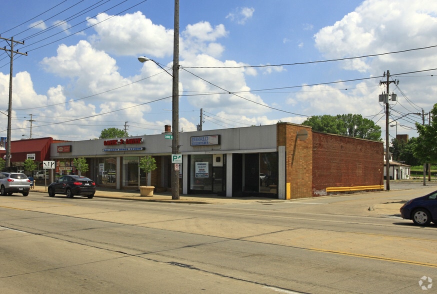 44324442 Mayfield Rd, South Euclid, OH 44121