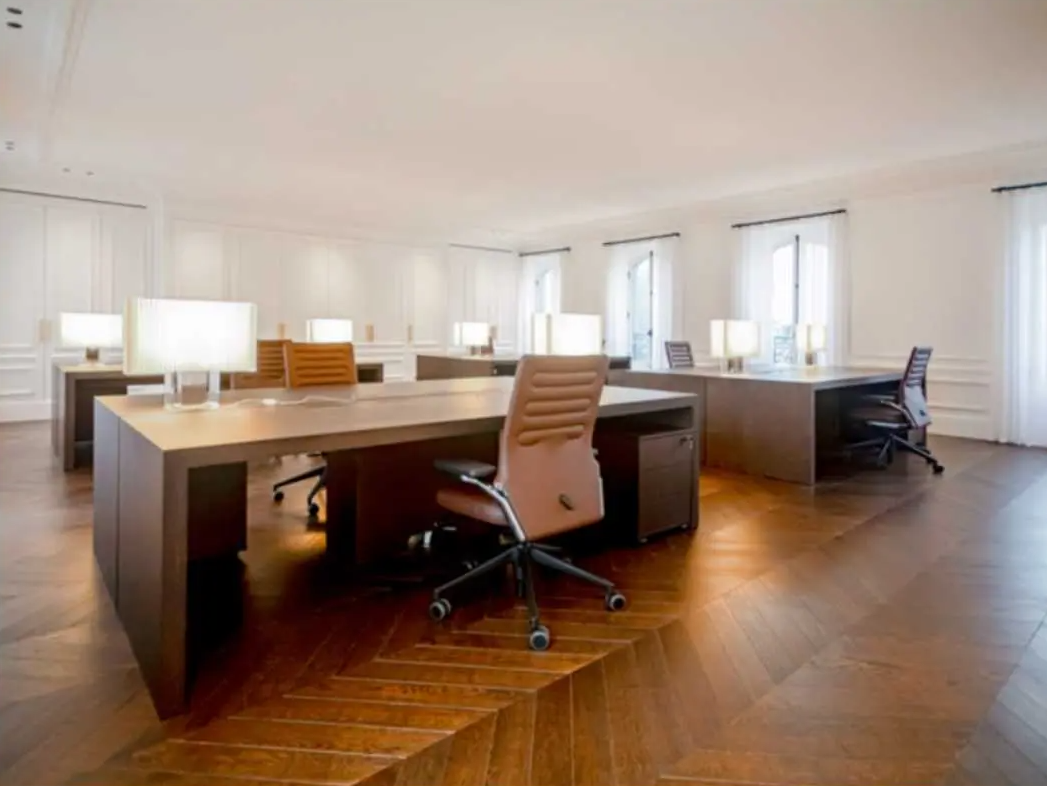Coworking Space in Paris for lease Interior Photo- Image 1 of 3