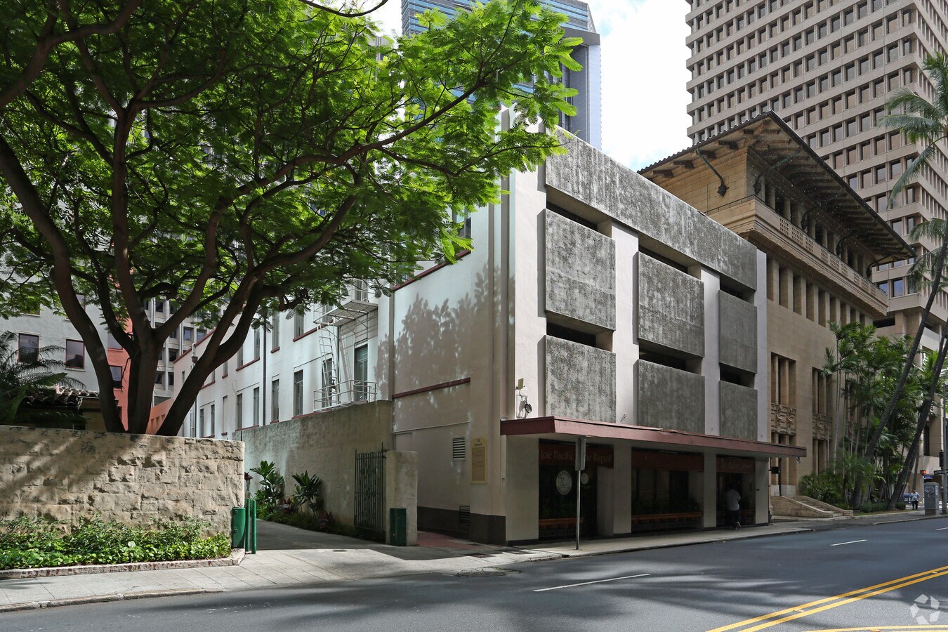 126 Queen St, Honolulu, HI 96813 Property Record