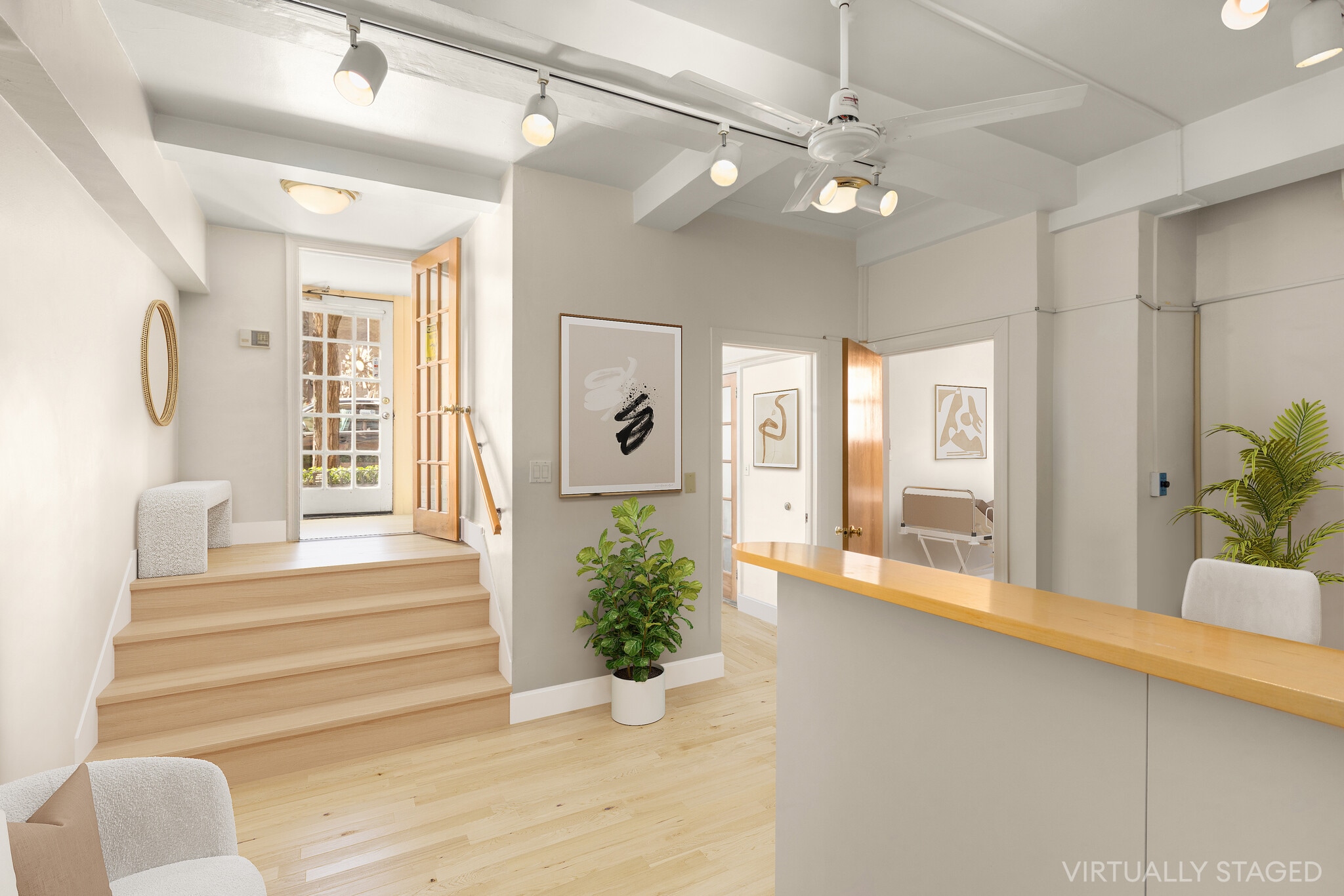 235 E 22nd St, New York, NY for sale Interior Photo- Image 1 of 20