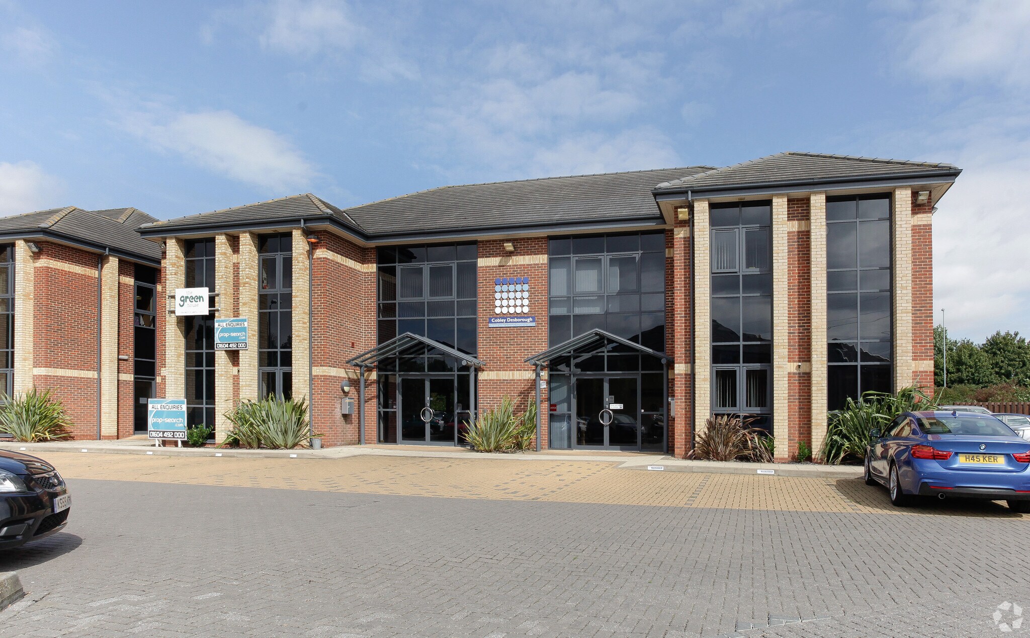 6 Queensbridge, Northampton for sale Building Photo- Image 1 of 1