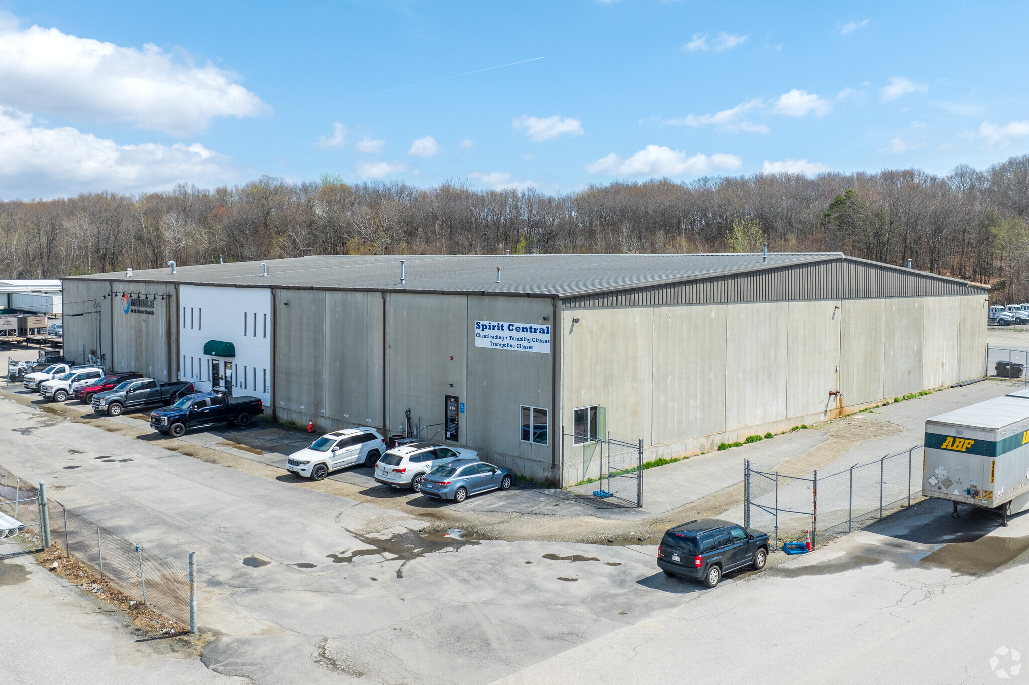 47 Southwest Cutoff, Worcester, MA for sale Primary Photo- Image 1 of 1