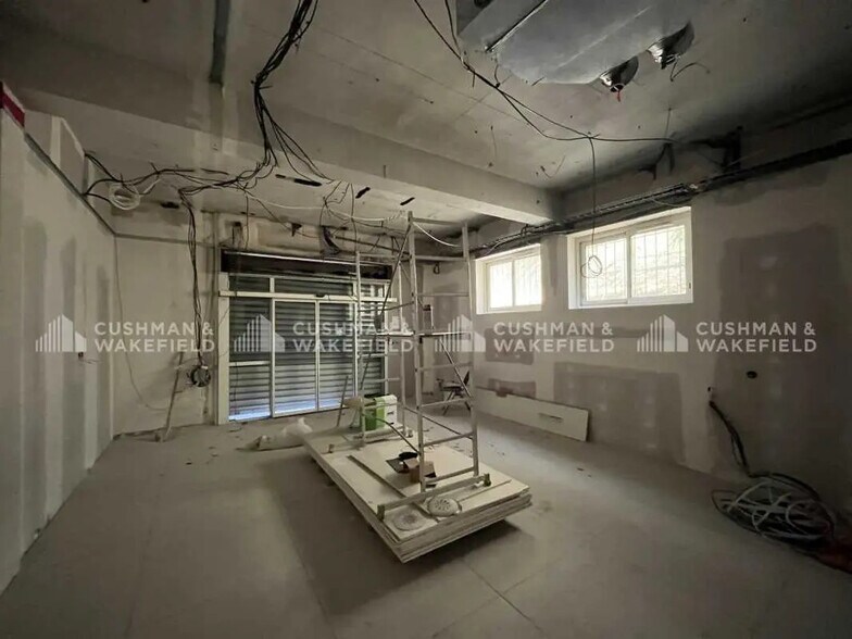 1 Avenue Des Pins, Marseille for sale - Building Photo - Image 2 of 20