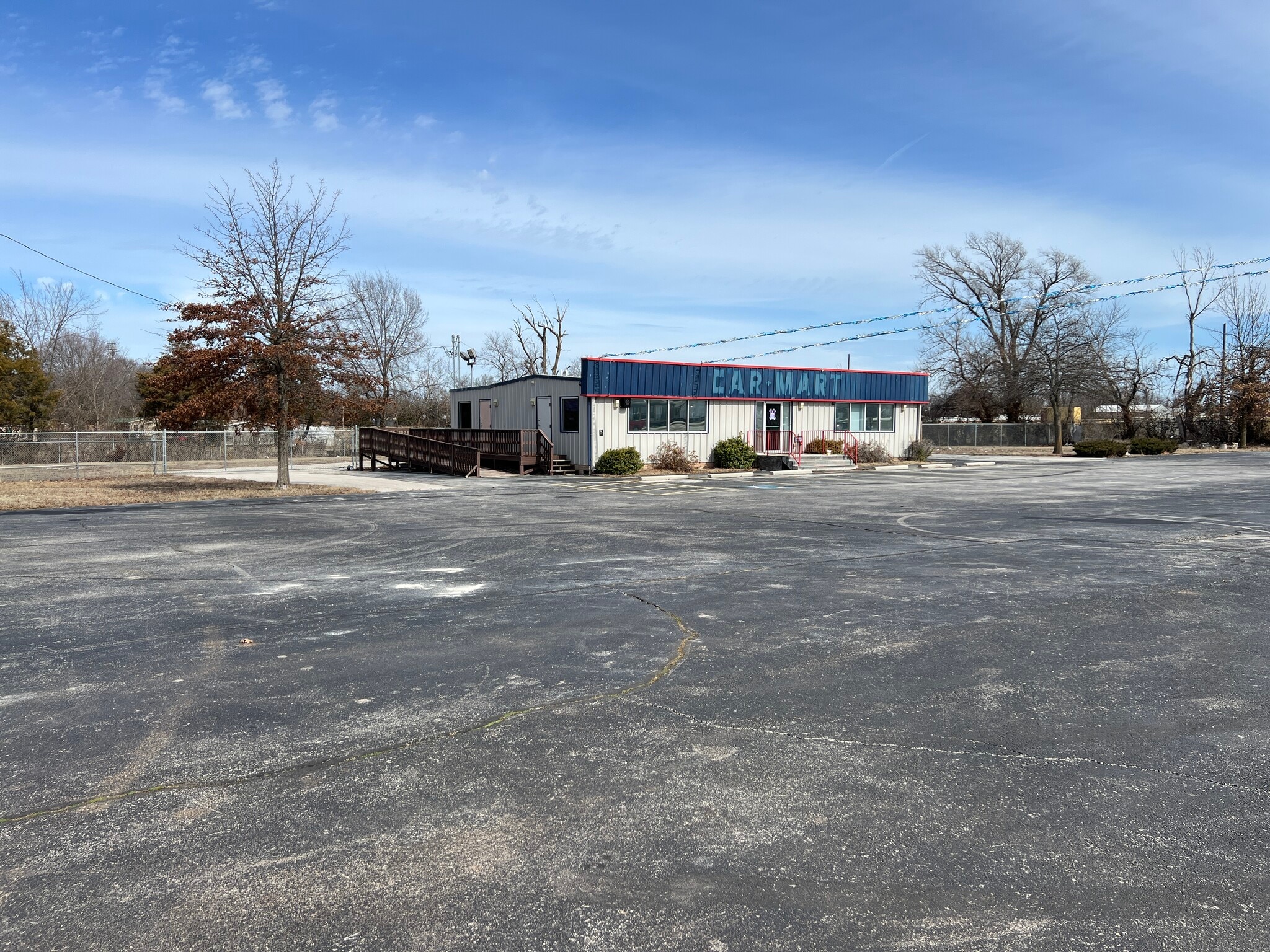3245 W Sunshine St, Springfield, MO for lease Building Photo- Image 1 of 7