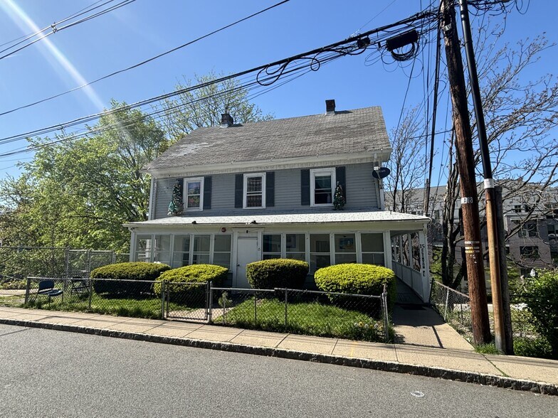 15 Clinton Pl, Morristown, NJ for sale - Primary Photo - Image 1 of 3