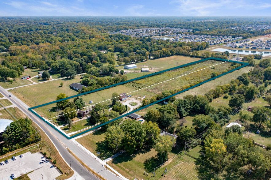 5703 W SMITH VALLEY Rd, Greenwood, IN for sale - Building Photo - Image 1 of 13