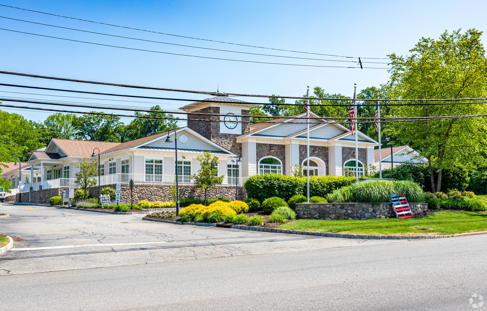 330 Changebridge Rd, Montville, NJ for lease Building Photo- Image 1 of 9