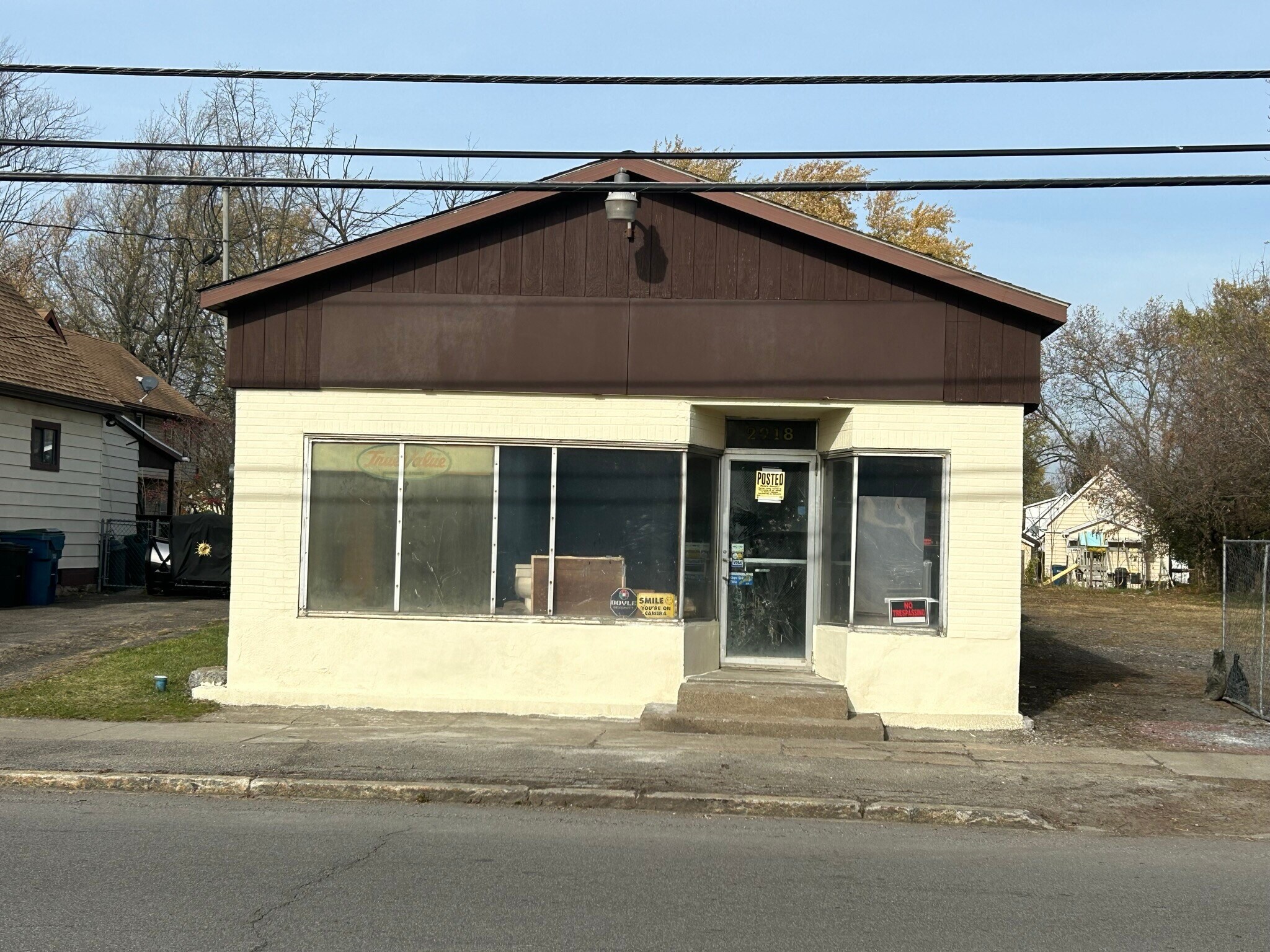2918 Lockport Rd, Niagara Falls, NY for sale Primary Photo- Image 1 of 1