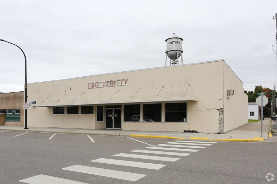 400 E 4th St, Centuria, WI 54824