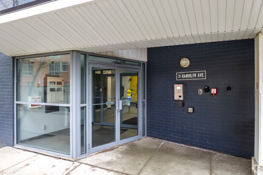 21 Randolph Ave, Toronto, ON for lease - Building Photo - Image 3 of 6