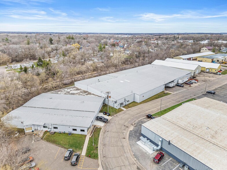 150 Industrial Park Rd SE, Cokato, MN for lease - Primary Photo - Image 1 of 14