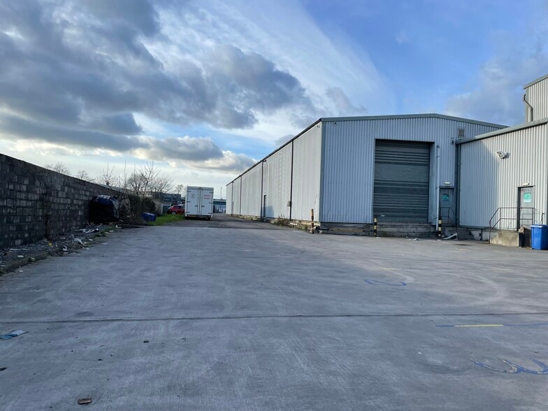 Canal Rd, Trowbridge for lease - Building Photo - Image 3 of 7