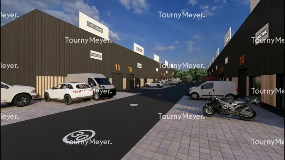 Flex in Goven for sale Building Photo- Image 1 of 4