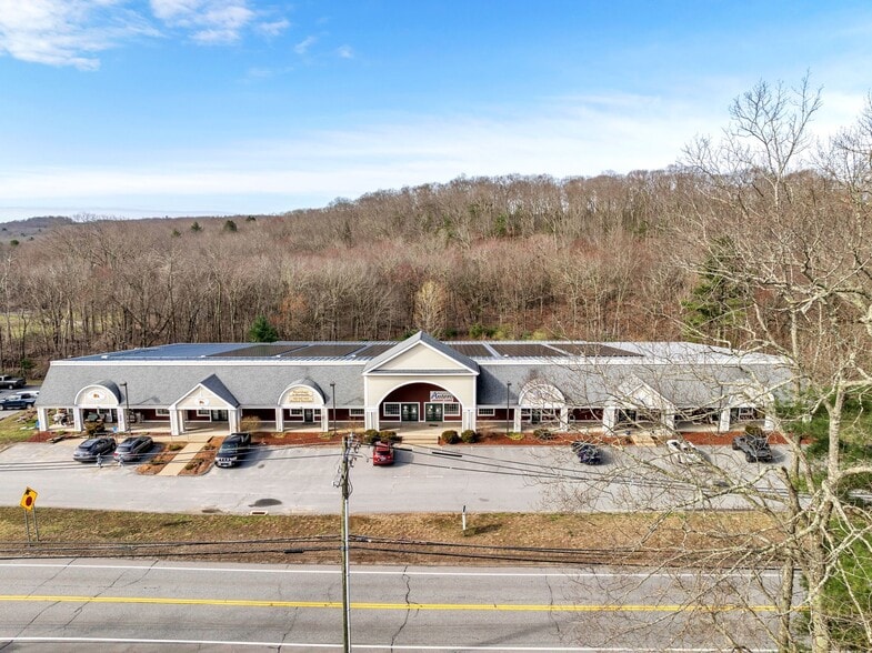 39 Nott Hwy, Ashford, CT for lease - Primary Photo - Image 1 of 38