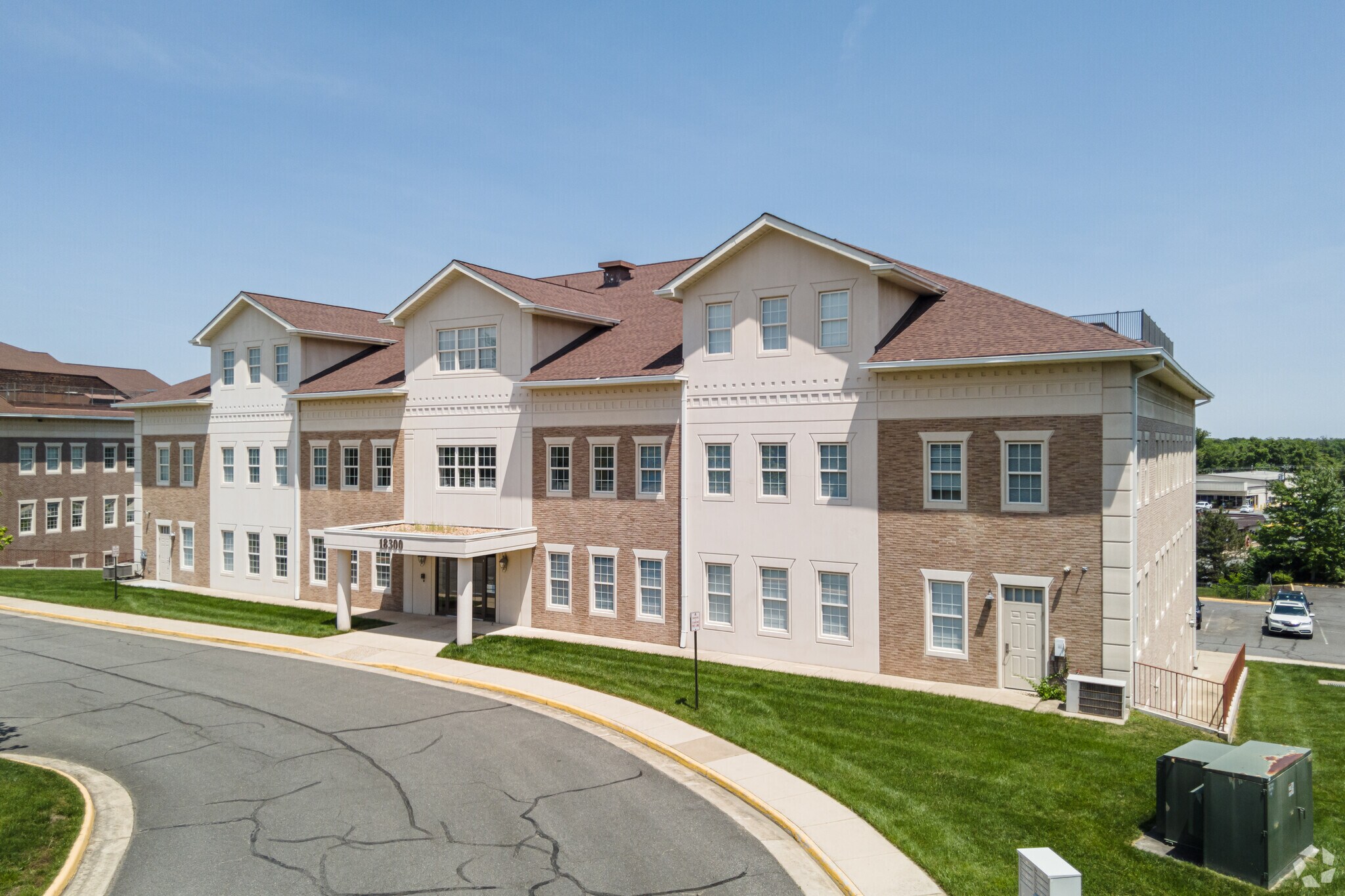 18300 Quantico Gateway Dr, Triangle, VA for sale Primary Photo- Image 1 of 1