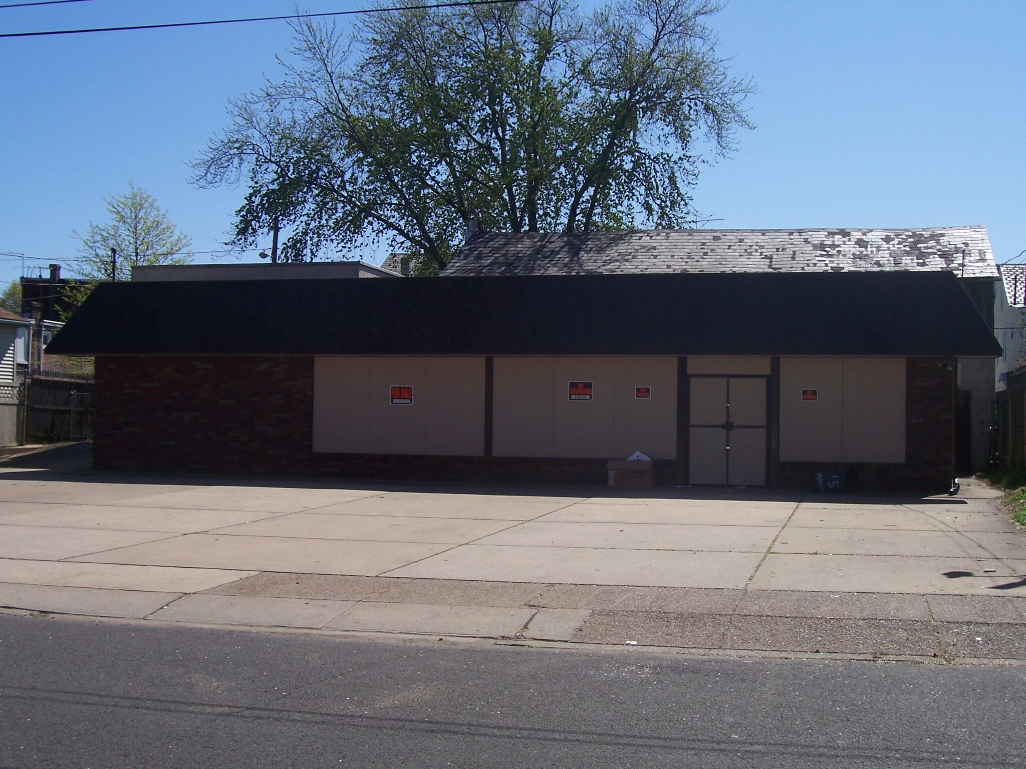 15 Howell St, Trenton, NJ for sale Primary Photo- Image 1 of 1