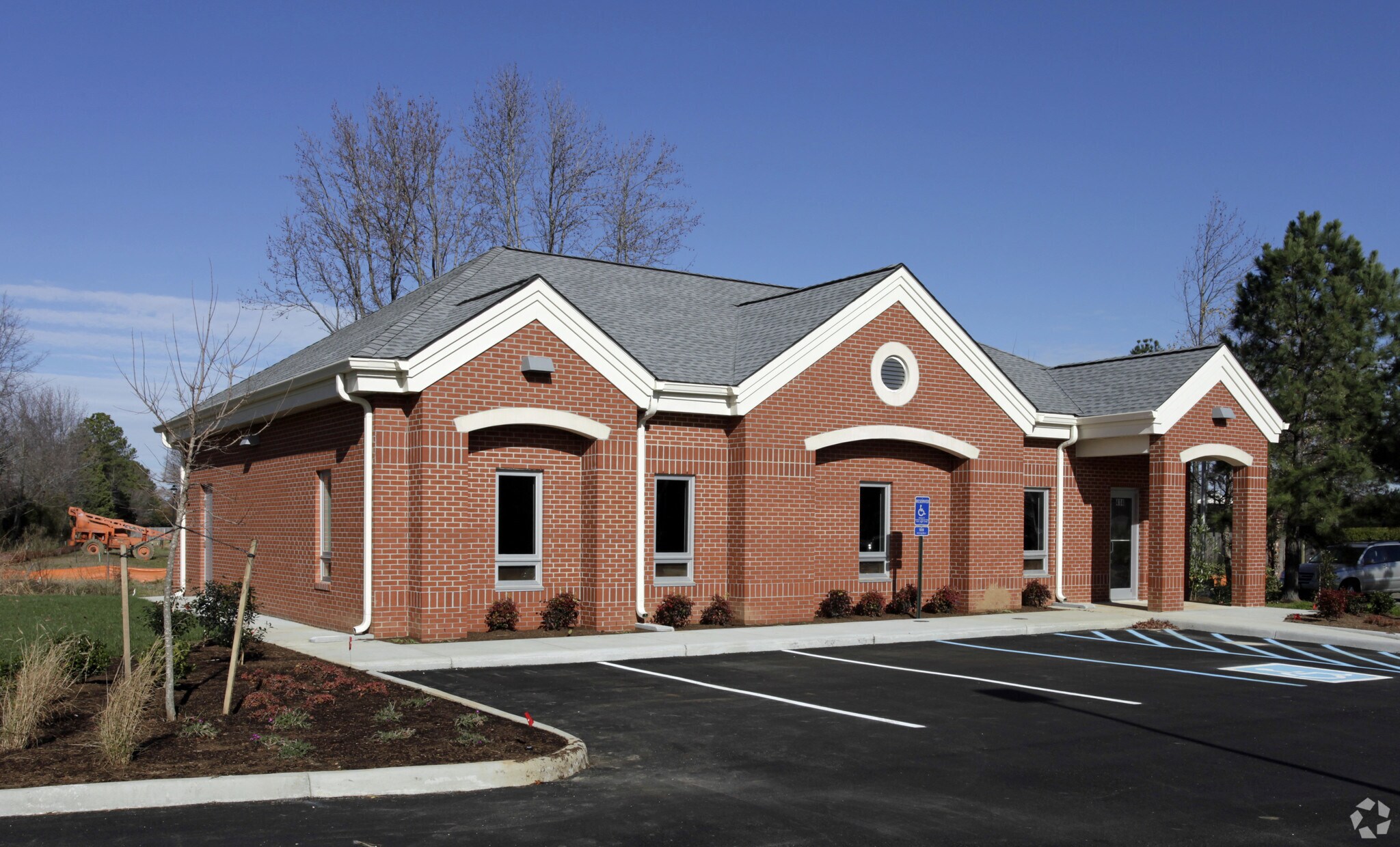 414 Marcella Rd, Hampton, VA for sale Primary Photo- Image 1 of 1