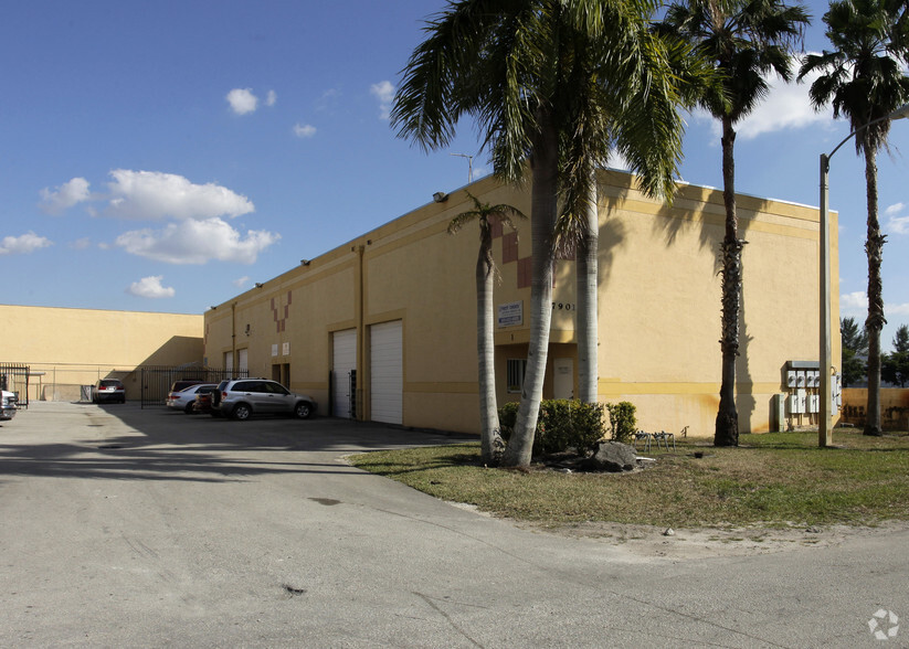 7901 W 25th Ave, Miami Lakes, FL for lease - Building Photo - Image 2 of 2