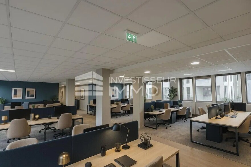 Office in Boissy-Saint-Léger for lease - Building Photo - Image 1 of 7