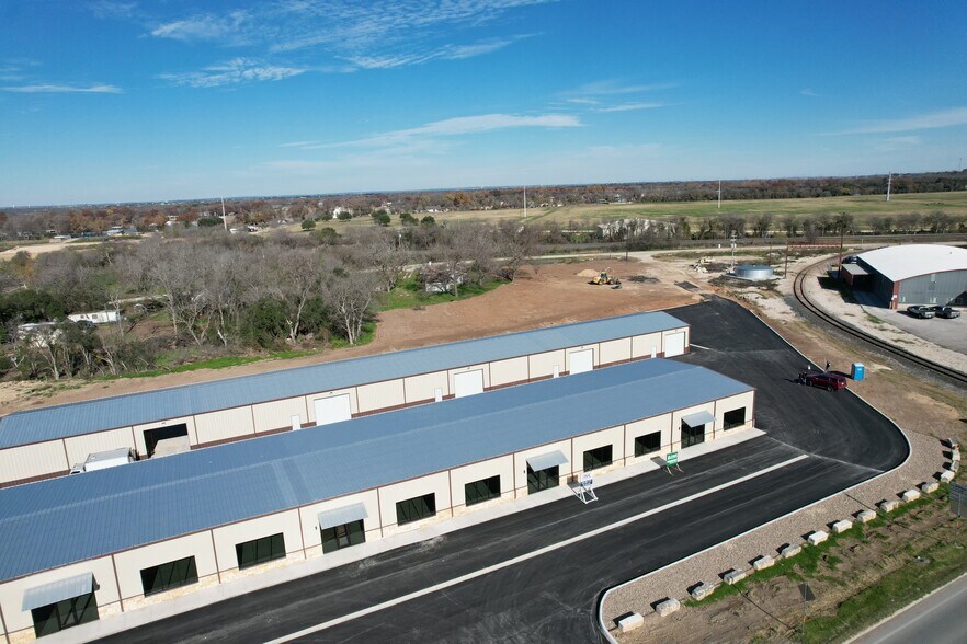 3556 FM 78, Mcqueeney, TX 78123 McQueeney Business Park