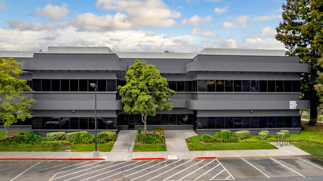 2833 Junction Ave, San Jose, CA for lease Building Photo- Image 1 of 6