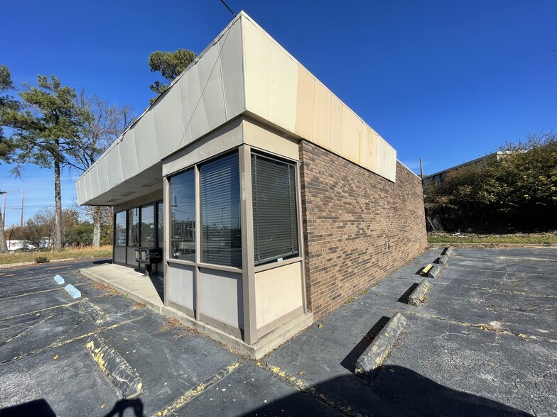 6294 Old Dixie Hwy, Jonesboro, GA for sale - Building Photo - Image 1 of 1