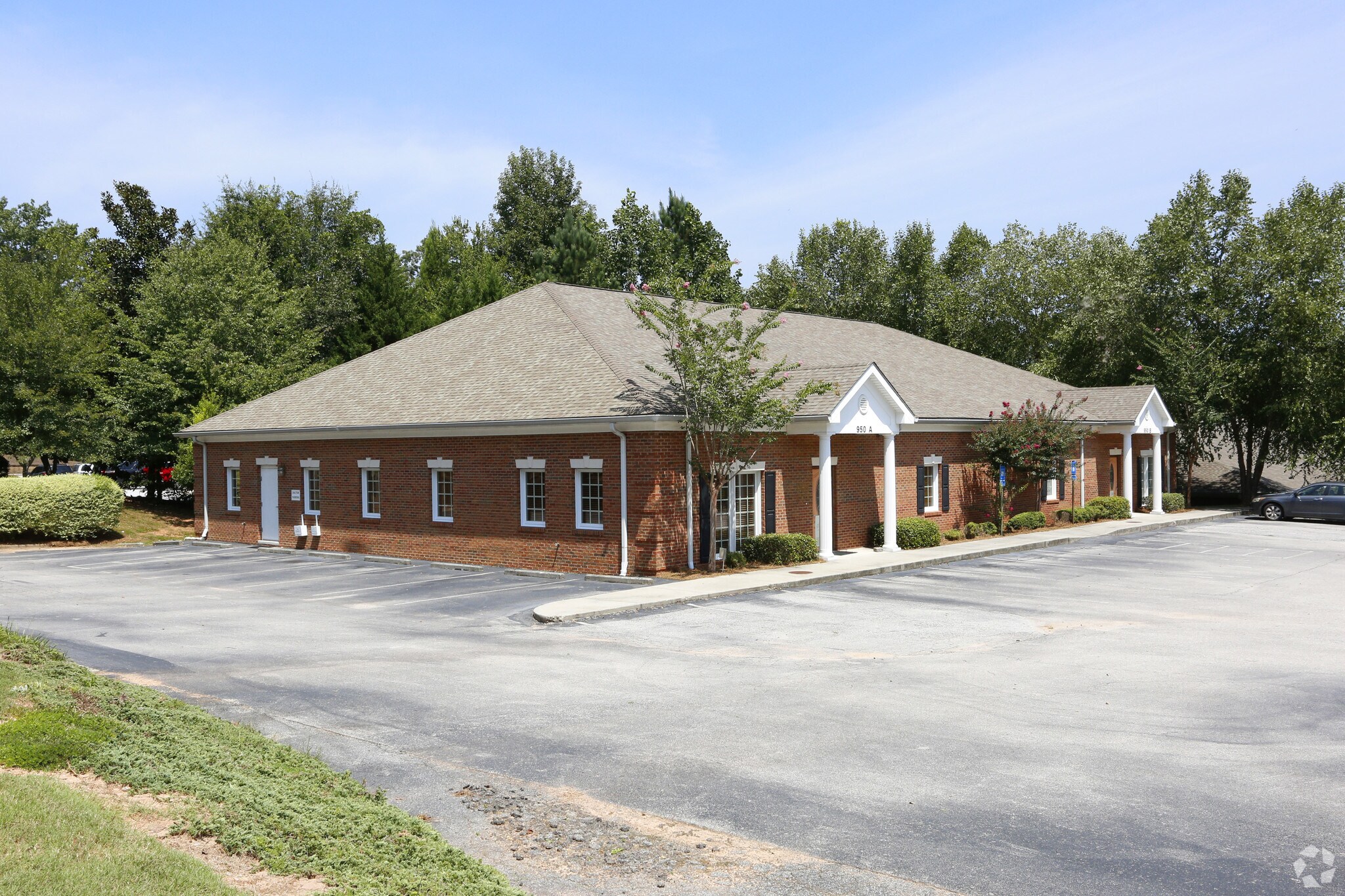 950 S Enota Dr, Gainesville, GA for sale Building Photo- Image 1 of 1