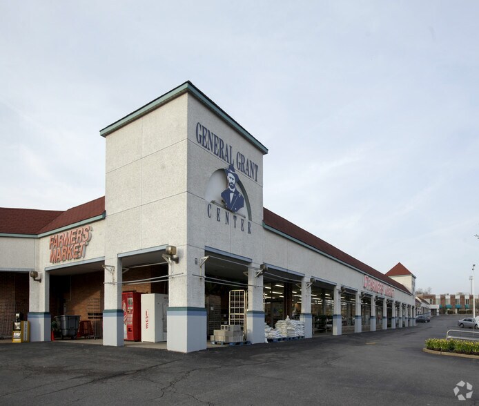 83528458 Watson Rd, Saint Louis, MO 63119