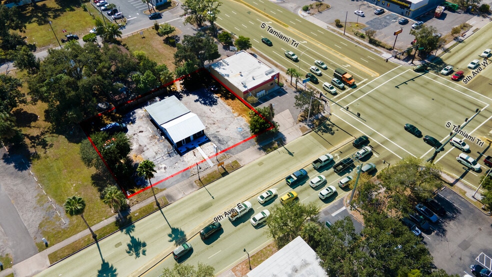 108 9th Ave E, Bradenton, FL for sale - Building Photo - Image 2 of 18