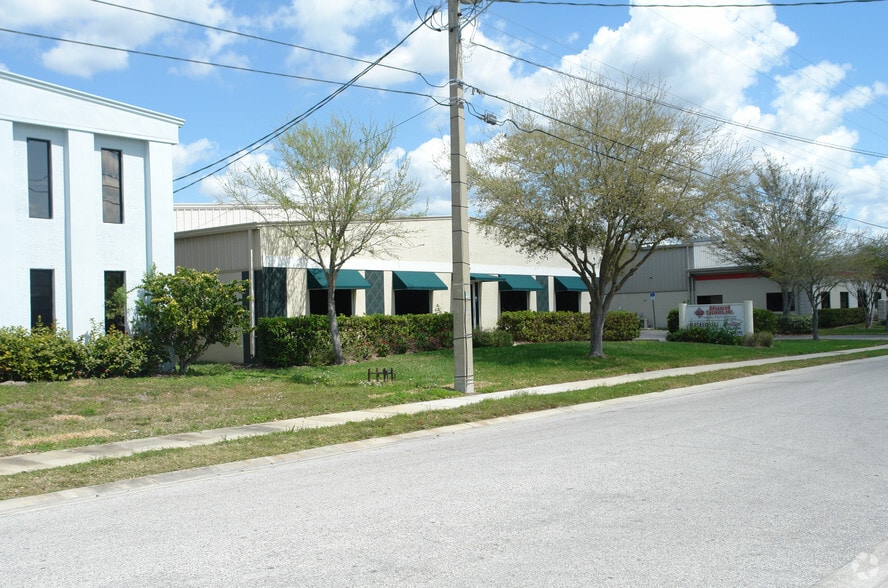 330 Mears Blvd, Oldsmar, FL for sale - Building Photo - Image 2 of 21
