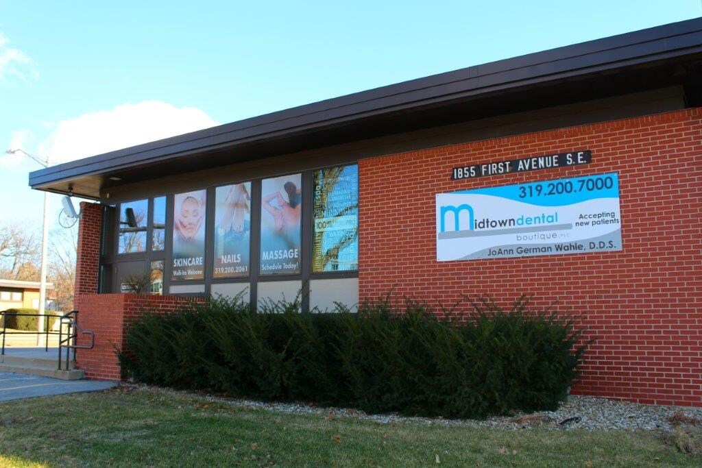 1855 1st Ave SE, Cedar Rapids, IA for sale Building Photo- Image 1 of 1