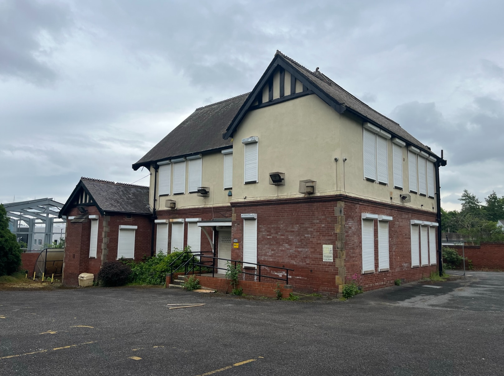 3 Vicarage Rd, Sheffield for sale Primary Photo- Image 1 of 1