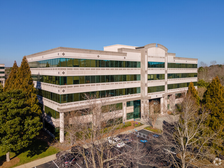 3700 Mansell Rd, Alpharetta, GA for lease - Building Photo - Image 1 of 19