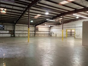 903 Industrial St, Clute, TX for lease Building Photo- Image 2 of 4