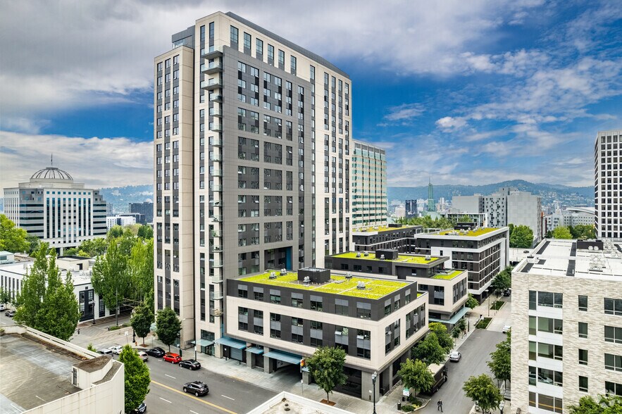 1061 NE 9th Ave, Portland, OR for lease - Primary Photo - Image 1 of 4